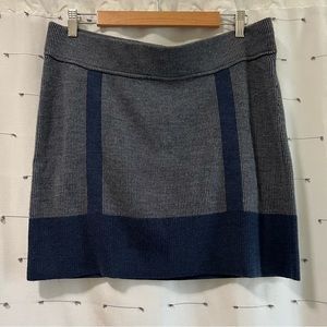 Toad & Co 100% Merino wool mini skirt size XL